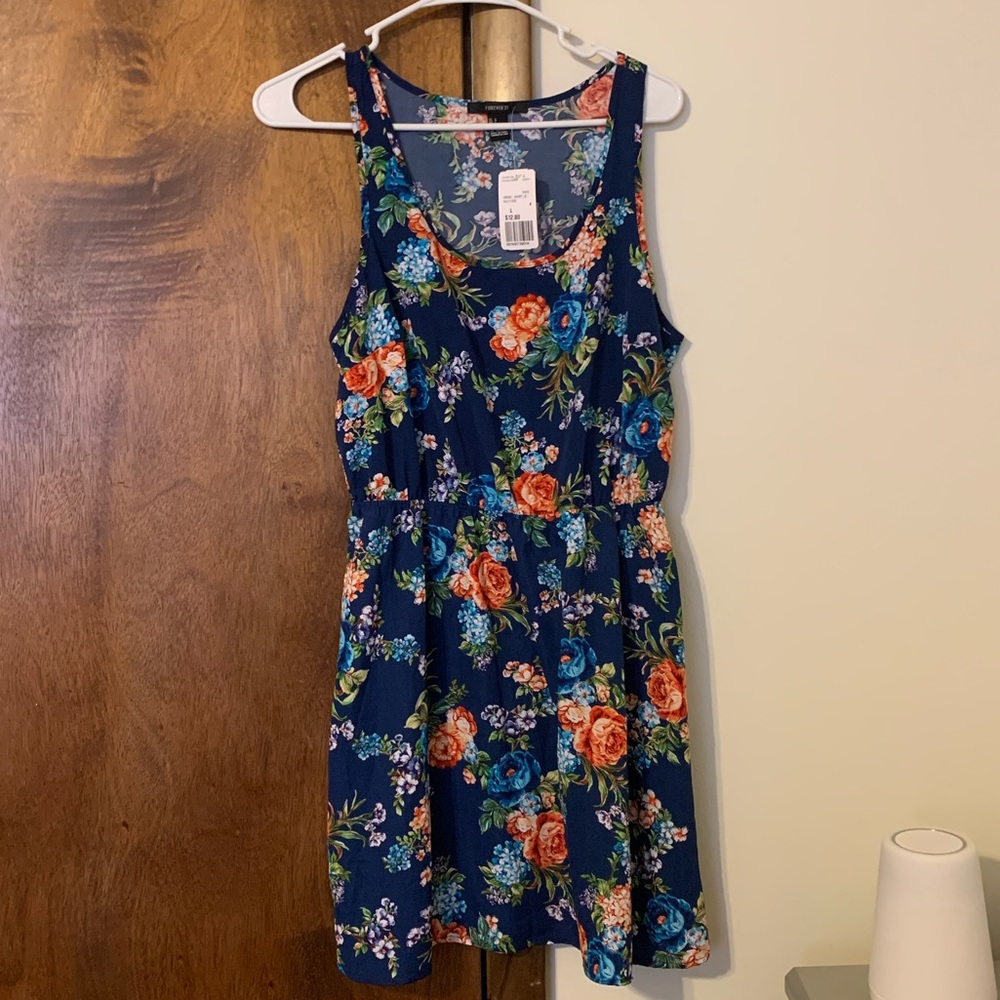 NWT Forever21 floral dress